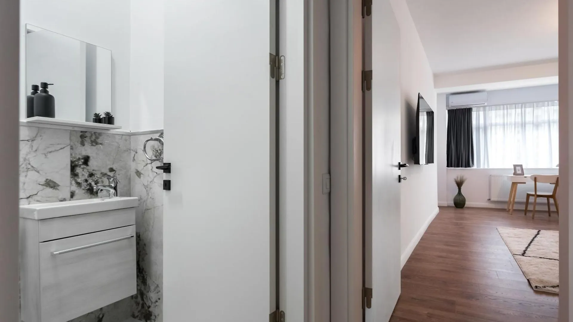 Pop Up Aparthotel 부쿠레슈티