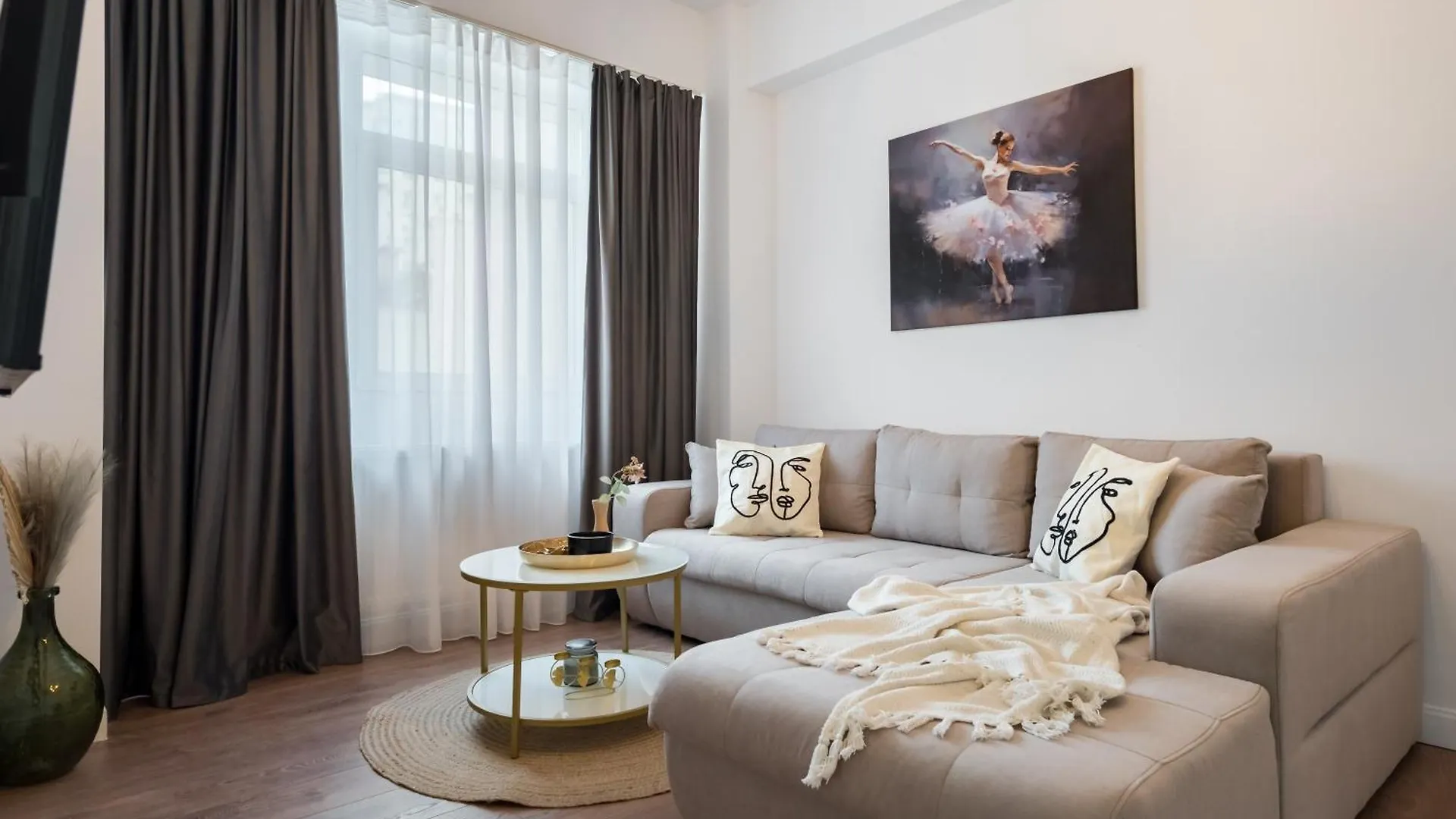 Pop Up Aparthotel Βουκουρέστι 0*,  Ρουμανία